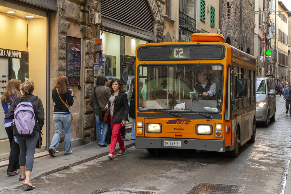 Getting Around Florence Italy - Flights, Buses, Trains & Public Transportation