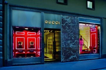 Shopping in Florence Italy - Outlets, Shoes, Leather, Jewelry